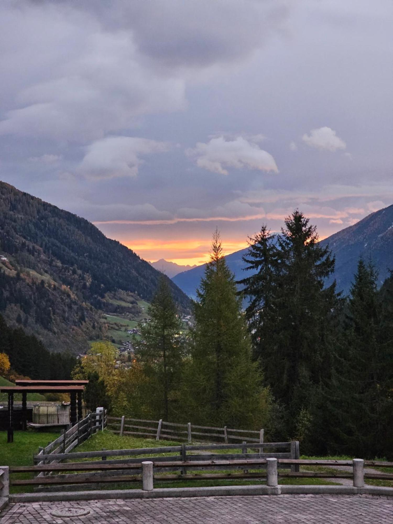 Landhaus Maria Neustift im Stubaital Exteriör bild